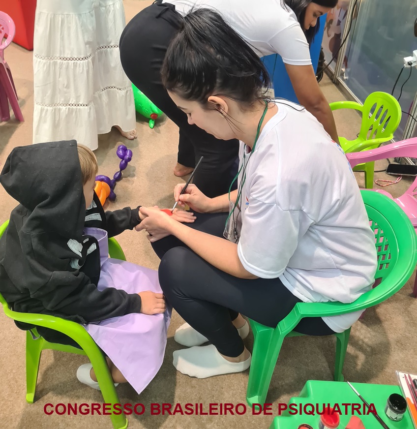 Espaço Kids Maquiagem.jpeg