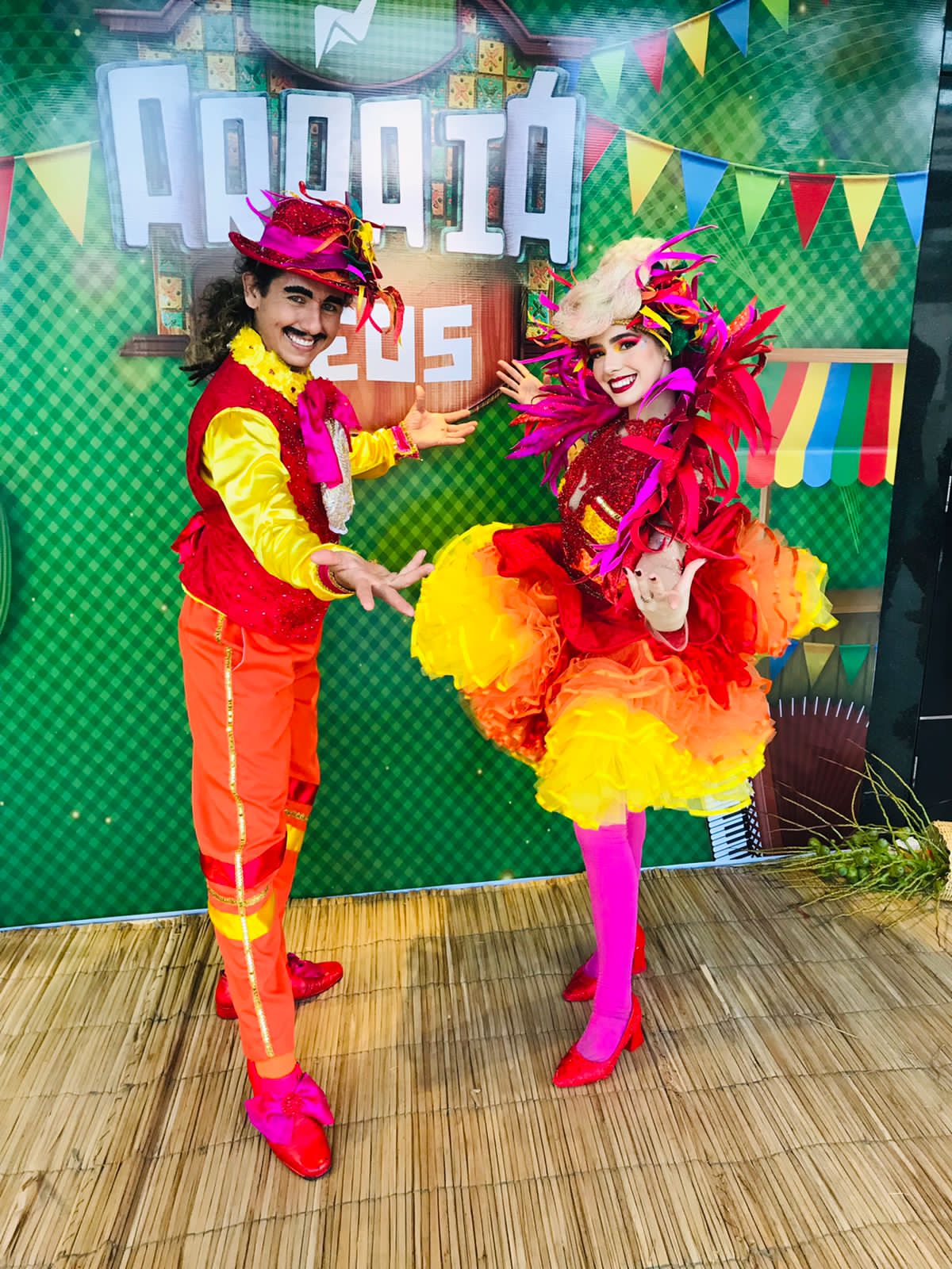 1Casal estilizado.jpg